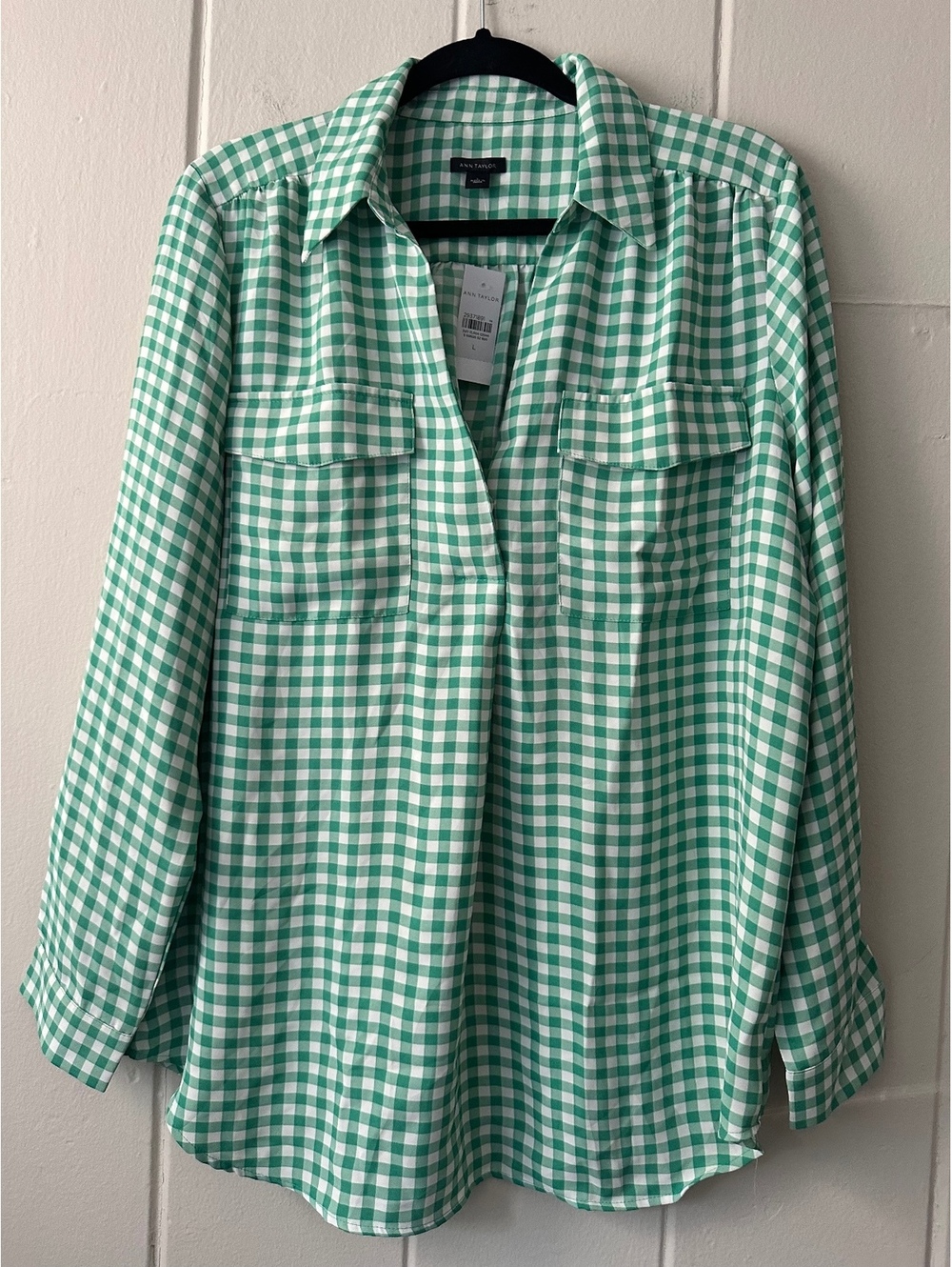 Ann Taylor Green Gingham Plaid Button Front Long Sleeve Shirt Size Large NWT